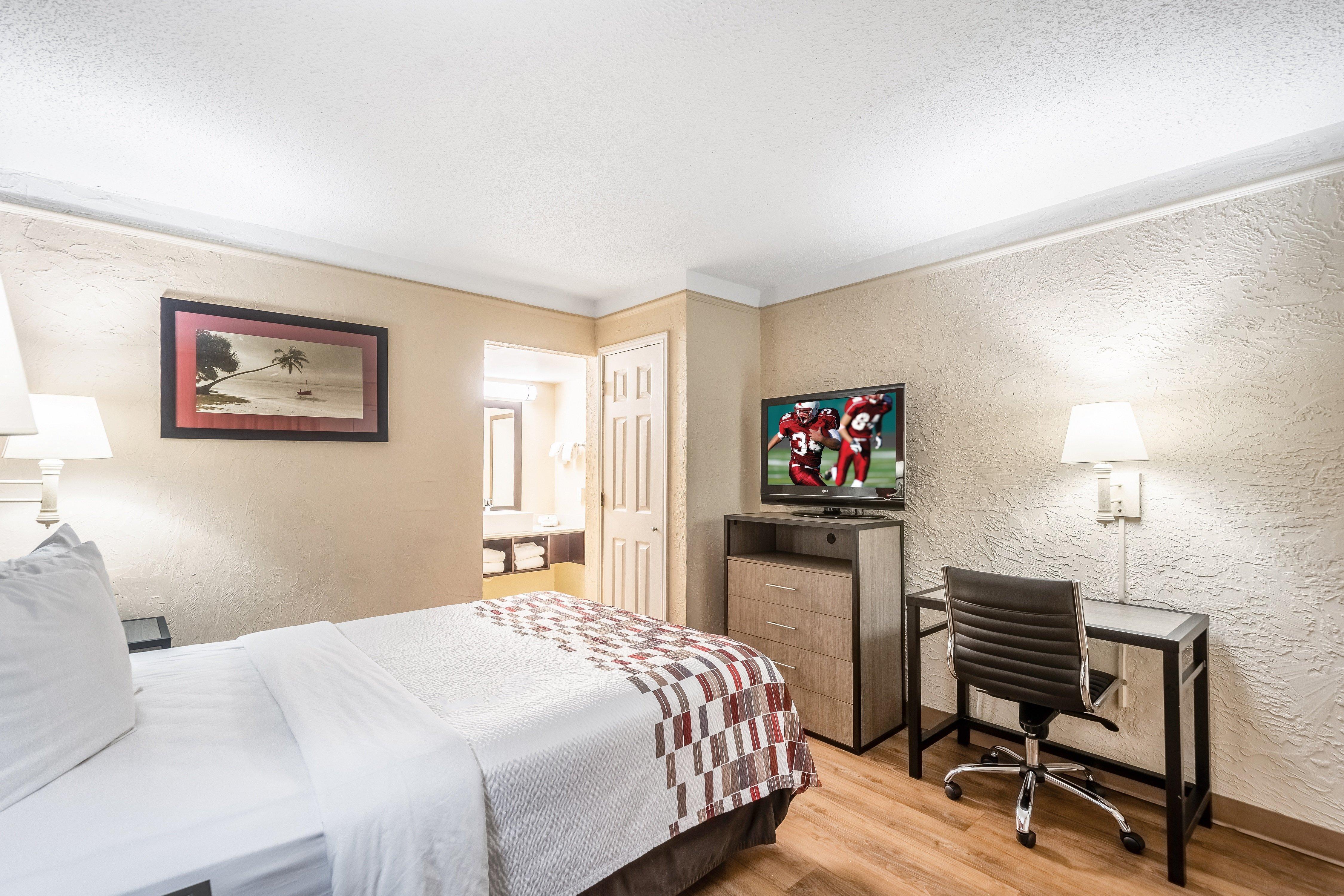 Red Roof Inn Tampa Bay - Сейнт Питърсбърг Екстериор снимка