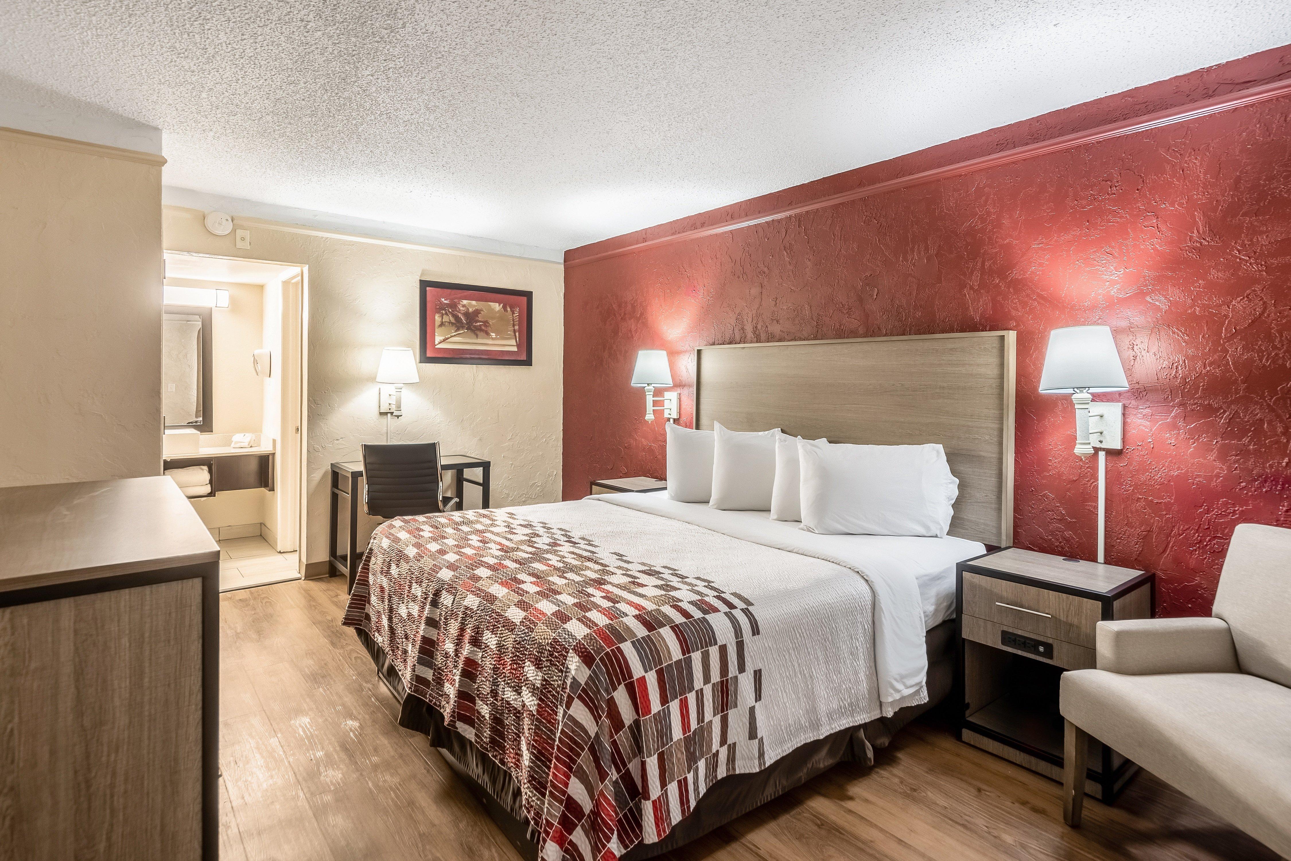Red Roof Inn Tampa Bay - Сейнт Питърсбърг Екстериор снимка
