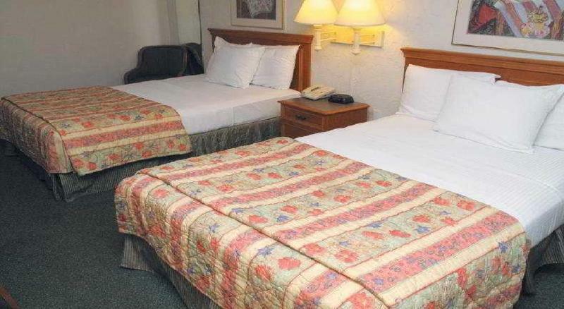 Red Roof Inn Tampa Bay - Сейнт Питърсбърг Екстериор снимка